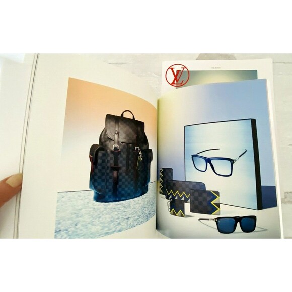Louis Vuitton THE BOOK No. 14 Catalog Magazine 2022 March + Holidays Price List - Picture 5 of 11